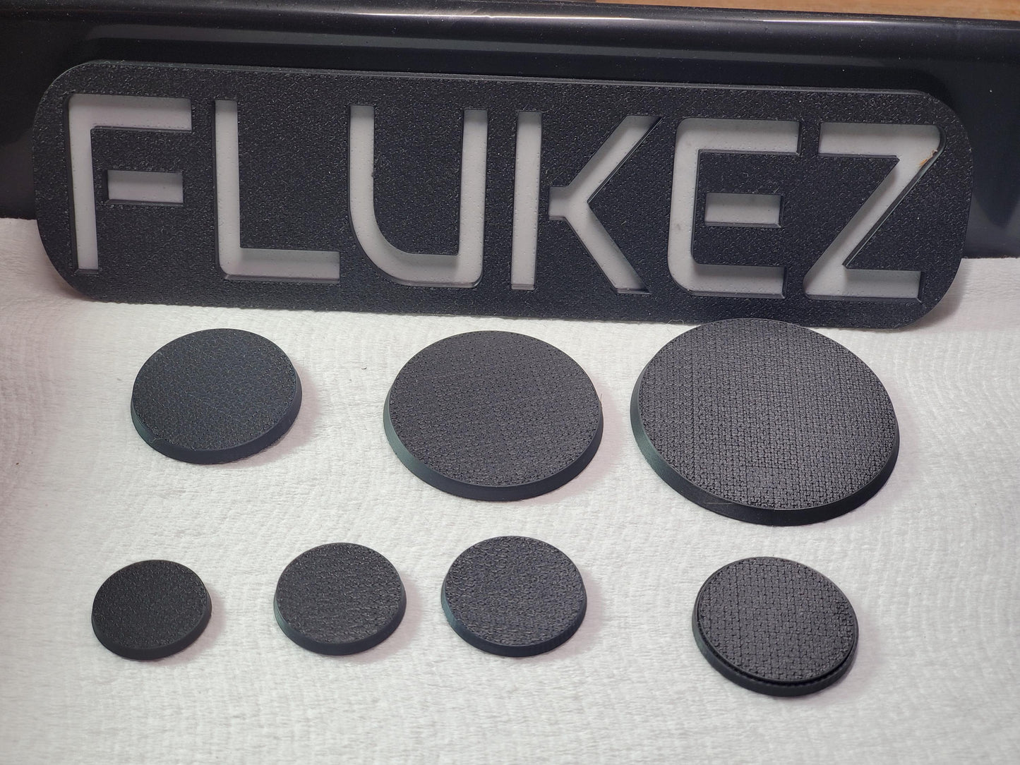 Round Generic Solid Bases in 25mm, 28mm, 32mm, 40mm, 50mm and 65mm