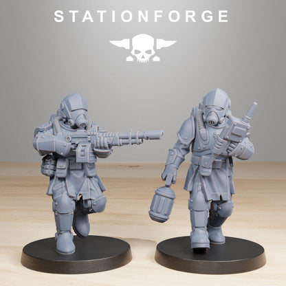 Royal Guard Infantry 2 - Set of 20