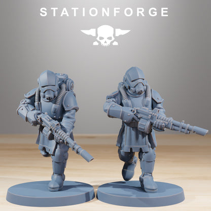 Royal Guard Infantry - Set of 10 | DnD Miniatures | Tabletop Gaming | Wargame Proxy | Grimdark Sci-Fi | Cyberpunk