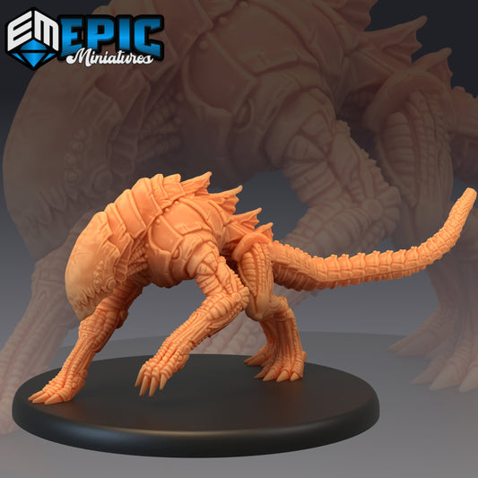 Hound of Tindalos Sneaking | DnD Miniatures | Tabletop Gaming Miniature | Fantasy-War Games