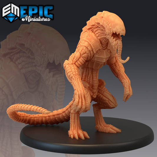 Hound of Tindalos Standing | DnD Miniatures | Tabletop Gaming Miniature | Fantasy-War Games