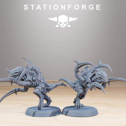 Xenarid Melee Infantry Unit - Set of 10 | DnD Miniatures | Tabletop Gaming | Wargame Proxy | Sci-Fi | Cyberpunk